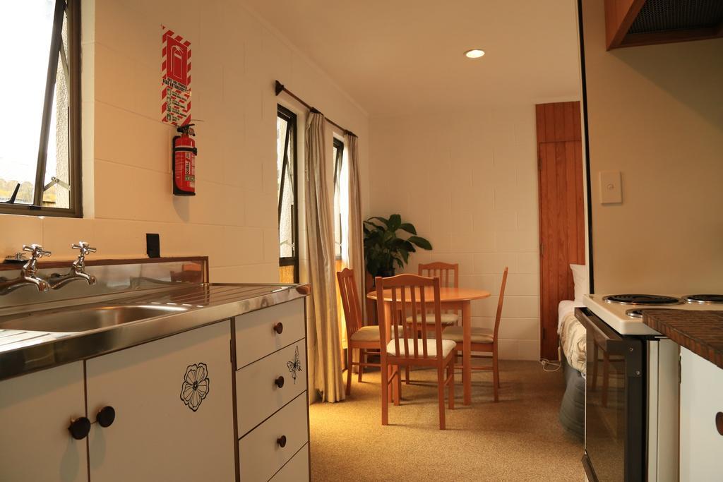 Papakura Motor Lodge & Motel Стая снимка