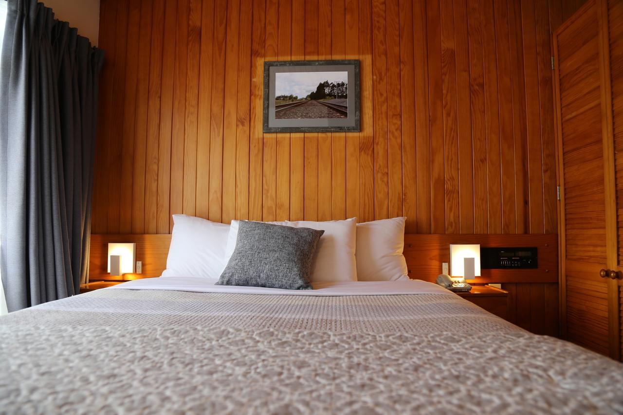 Papakura Motor Lodge & Motel Екстериор снимка