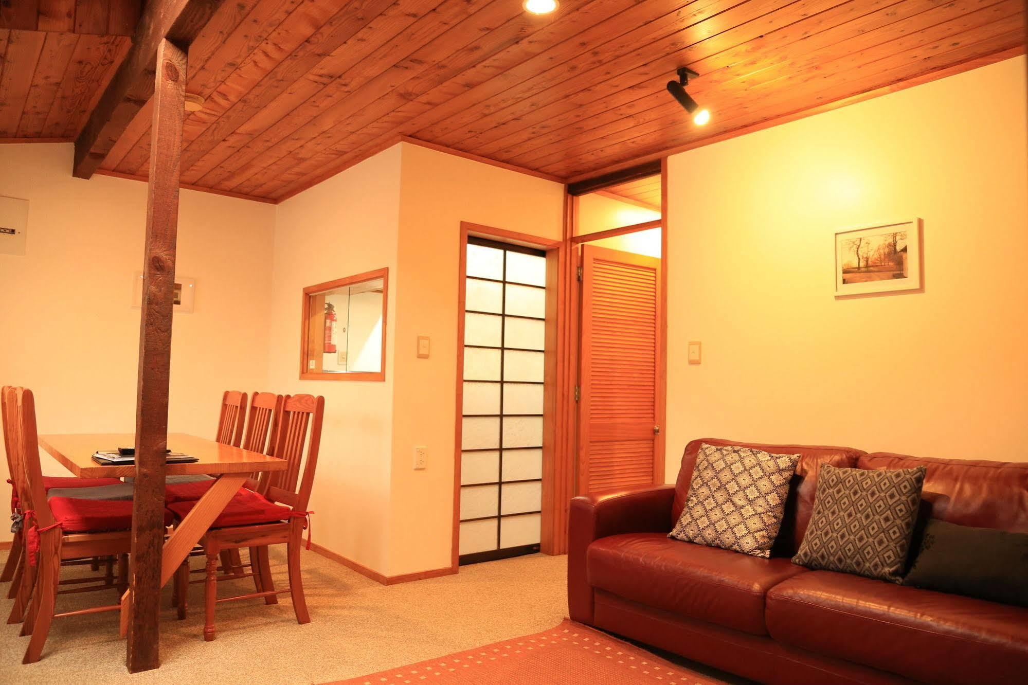 Papakura Motor Lodge & Motel Екстериор снимка